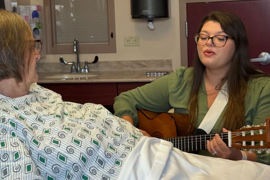 Kaitlyn Mendoza, Music Therapist